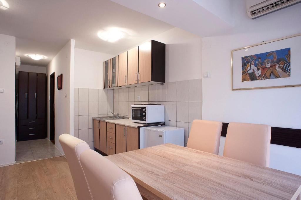 Seaside Apartments Petrovac Room photo